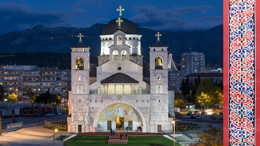 великолепный храм, храм на площади