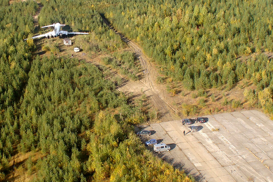 самолет в тайге