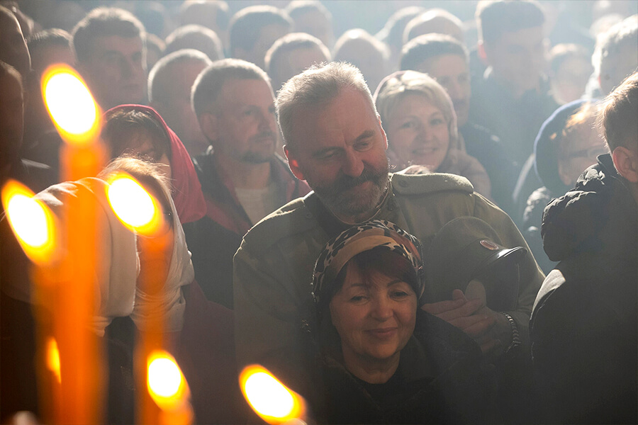 Прихожане Свято-Елисаветинского монастыря 