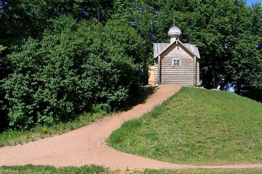  Часовня в Спасо-Преображенском Хутынском монастыре